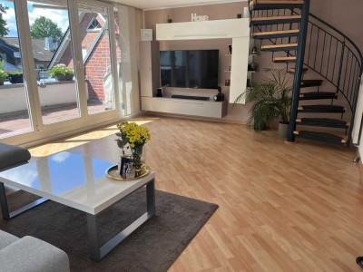 Freundliche und modernisierte 4-Raum-Maisonette-Wohnung mit EBK in Rheine