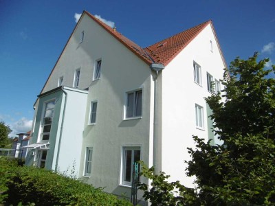 Geräumige 3-Zimmer-Maisonette-Wohnung mit Terrasse und 2 Stellplätzen in Gransee