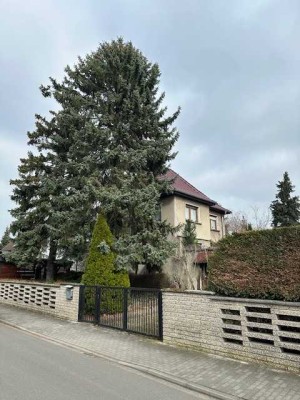 Von Privat - charmantes EFH zum Renovieren in ruhiger Lage von Leipzig-Holzhausen