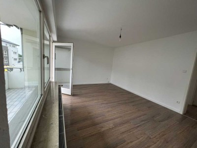Sanierte 2,5-Zimmer-Wohnung mit Balkon in Bünde, Südlengern
