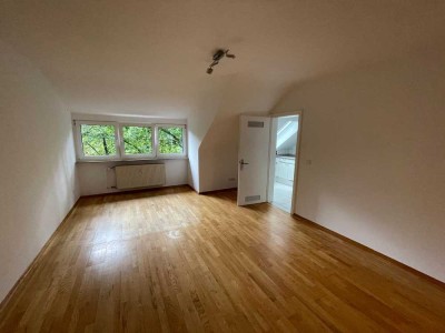 Provisionsfrei!  2-Zimmer Wohnung mit Einbauküche im Grünen