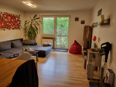 Idyll im Zentrum 2-Zimmer-EG-Wohnung mit EBK und Terrasse