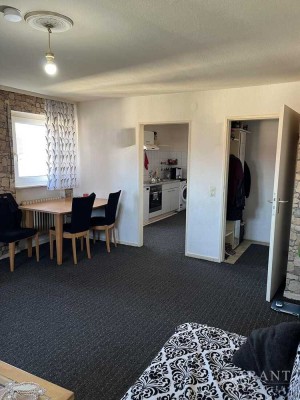 2 Zimmer-Wohnung, inkl. PKW-Garagenstellplatz in Bad Cannstatt!