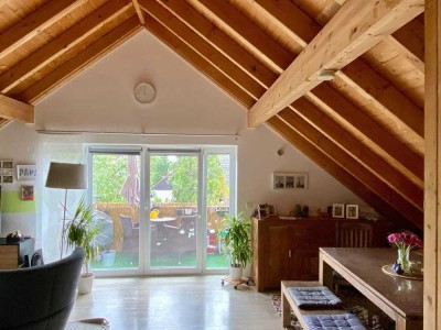 Traumhafte 3 Zi Wohnung mit hohen Sichtdecken