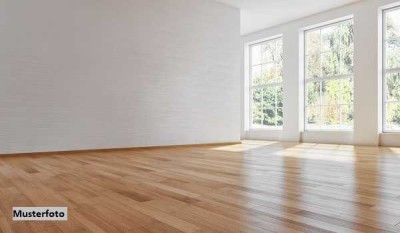 Einfamilienhaus mit überdachter Terrasse in ruhiger Lage