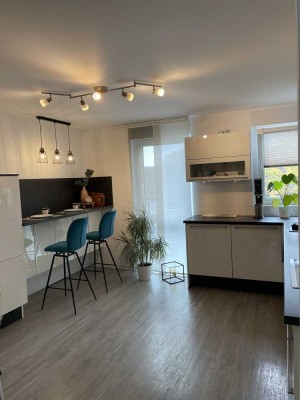 Moderne 2-Zimmer-Wohnung nahe Rüttenscheider Straße – mit Süd-West-Balkon & hochwertiger Einbauküche