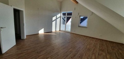 Exklusive 2-Zimmer-Dachgeschosswohnung mit gehobener Innenausstattung mit Balkon in Buchloe