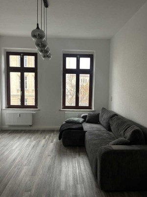 Helle 2-Zimmer-Wohnung in Leipzig Ost – Nachmieter ab 1. März gesucht (mit Küchenübernahme)