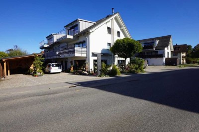 Moderne 3-Zimmer-Wohnung mit großem Balkon und Einbauküche