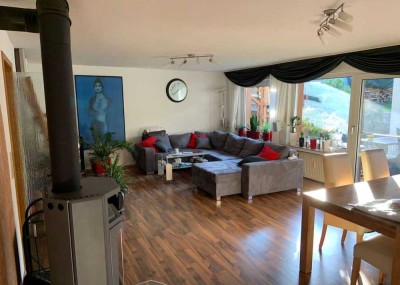 Charmante 3-Zimmer-Wohnung mit Terrasse und Garten –  ideal für Singles, Paare oder kleine Familien