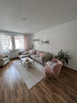 Traumhaft schöne, ruhig gelegene 3-Zimmer Wohnung mit Balkon nahe des Rhein-Herne-Kanals!