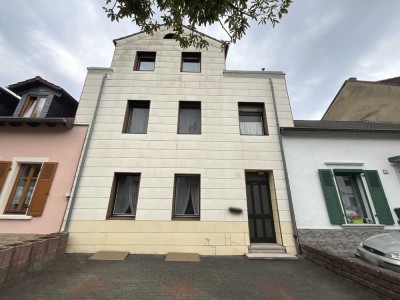 Reihenmittelhaus mit kleinem Grundstück in zentraler Lage von Dillingen