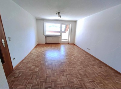 Schöne 2,5 Zimmerwohnung mit Aussicht