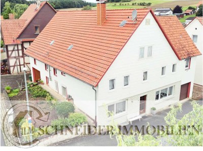 Gepflegtes Einfamilienhaus mit 2 Garagen & Scheune ideal für Hebebühne, Stallungen, Keller!
