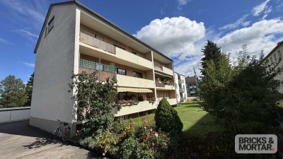 Charmante 3 Zimmer Wohnung (Hochparterre) mit Garage in bester Lage von Gersthofen