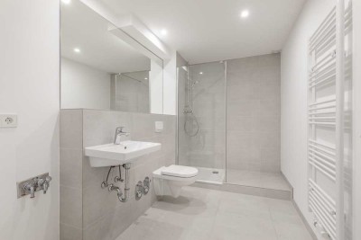 2-Zimmer Wohnung mit Balkon, Duschbad, Einbauküche und PKW-Außenstellplatz in Pinneberg
