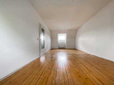 KL - Nähe Volkspark, 2 ZKB, neue EBK, Echtholzdielen, Stellplatz