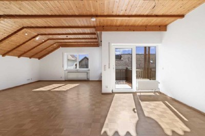 Helle 3 Zi-DG-Wohnung