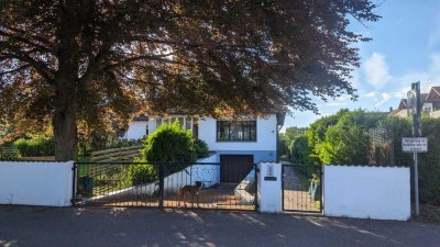 Einfamilienhaus mit beheizbarem Keller inkl. Sauna, EBK & großzügiger Terrasse/Gartenanlage