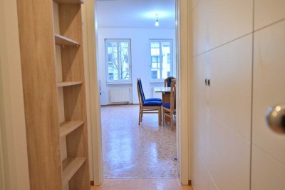 1 Zimmer Apartment mit Aufzug im 1.OG