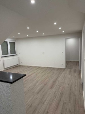 2‑Zimmer Dachgeschoss-Apartment in Neckarsulm