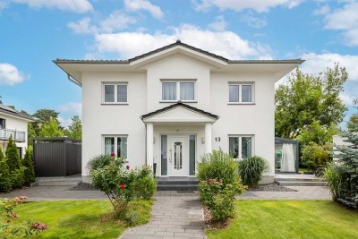 Hochmoderne 5-Zimmer-Villa mit Energieklasse A+ in Groß-Glienicke (provisionsfrei)