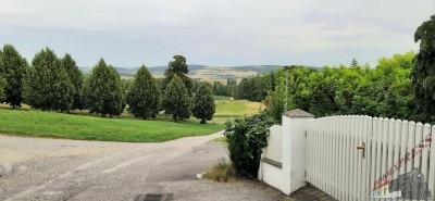 1000 m² EIGENGRUND! Familienjuwel mit Gartenparadies in Ruhelage! Traumhafter Ausblick!