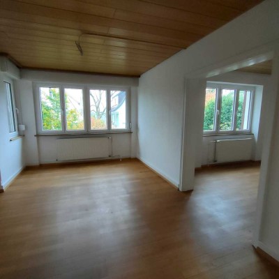 Schöne 4 Zimmer- Hochparterre-Wohnung in Waldshut-Tiengen