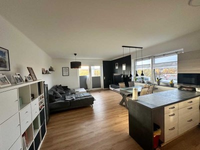Elegante 3,5-Zimmer Penthouse-Wohnung mit Terrasse und tollem Ausblick