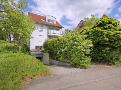 Blick ins Grüne - lichtdurchflutete 2,5-Zimmer-Wohnung in ruhiger Lage