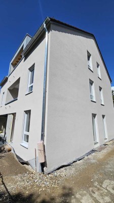Erstbezug mit Einbauküche: Geschmackvolle 2-Raum-EG-Wohnung in Kirchheim