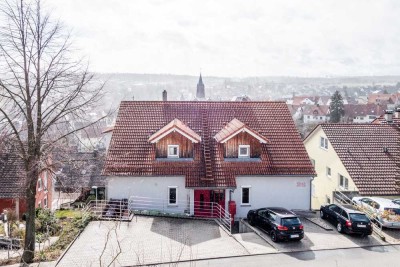 Wunderschöne sonnige Doppelhaushälfte mit Ausblick und Garten