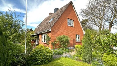 Wohlfühlhaus mit zauberhaftem Gartenparadies