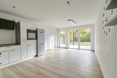 Neuwertige 2-Zimmer Erdgeschosswohnung mit 80m² Garten in Waldkraiburg