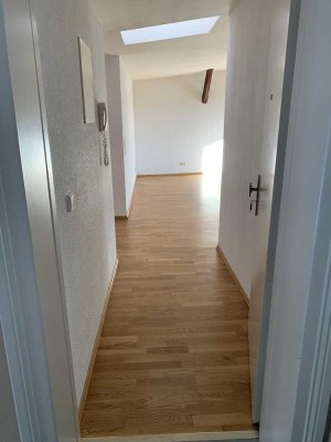 2-Raum-Wohnung mit Balkon in Stadtfeld Ost