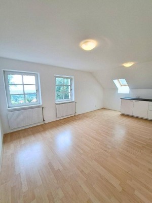 STEYR. Erstbezug! Moderne Wohnung mit Einbauküche, Parkplatz &amp; Zentralheizung!