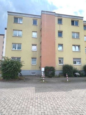 renovierte, helle 2-Zimmer Wohnung in Hallstadt im EG