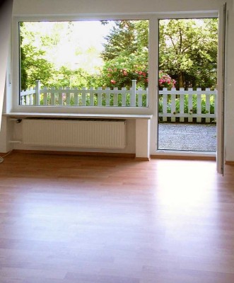 schöne 2½-Zimmer-Wohnung im Hochparterre mit Gartenblick