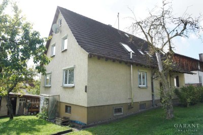 Großzügiges Wohnhaus mit Werkstatt und weitläufigem Grundstück!