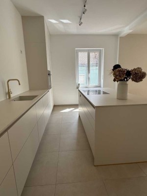 Zentral & wunderschöner sanierter Altbau Nürnberg Maxfeld (Erstbezug)