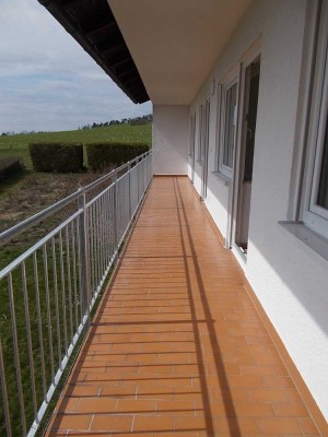 Ansprechende 5-Raum-Wohnung mit EBK und Balkon in Elsendorf