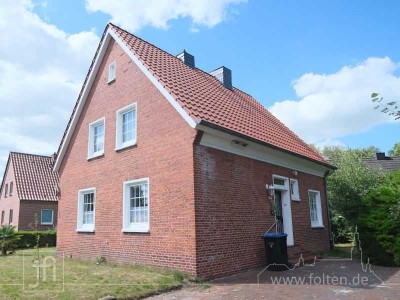 Bezugsfreie Erdgeschosswohnung mit neuem Bad in ruhiger, zentraler Wohnlage