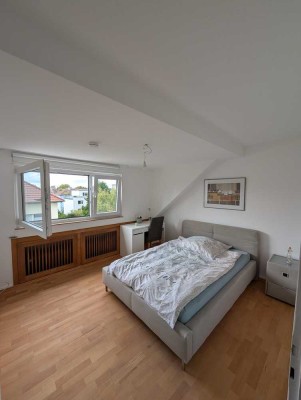 Schöne WG-Zimmer in Frankfurt-Dornbusch – 17 qm