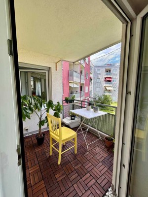 Helle 2-Zimmer-Wohnung mit Balkon im 1. OG in Mannheim-Vogelstang