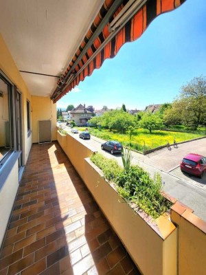 Zentral in Wyhlen - helle 2 Zimmer - Wohnung, inkl. Garage.