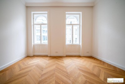 *NEU* Erstbezug 2-Zimmer Wohnung mit exklusiver Ausstattung in einzigartigem Altbau!