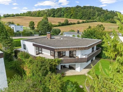 Exklusives Einfamilienhaus im Bauhausstil mit einzigartigem Panoramablick über Eichstätt