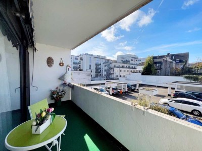 Zentrale 1-Zimmer-Wohnung mit Balkon und Stellplatz