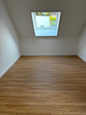 Erstbezug nach Neurenovierung: attraktives 5-Zimmer-Haus mit gehobener Innenausstattung