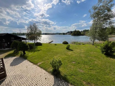 Traumhaft gelegene Wohnung direkt am See